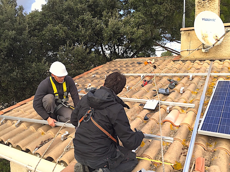 Installation photovoltaique climatisation pompe a chaleur nimes gard herault